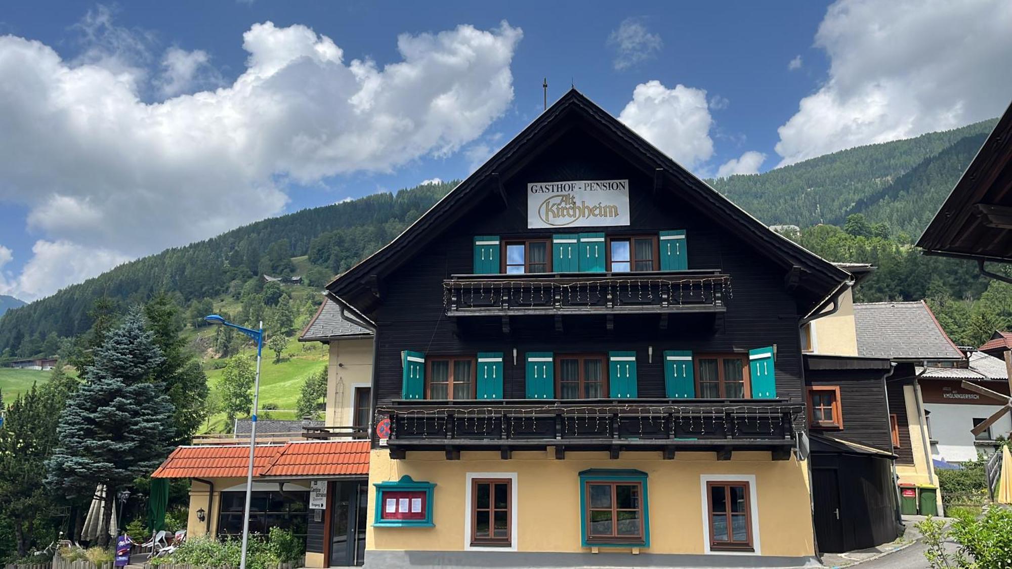 Gasthof-Pension Alt Kirchheim บาด ไคลน์เคิร์ชไฮม์ ภายนอก รูปภาพ